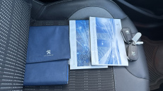 Peugeot 2008 1.2 PureTech Allure Premium 5dr [Start Stop] Petrol Estate